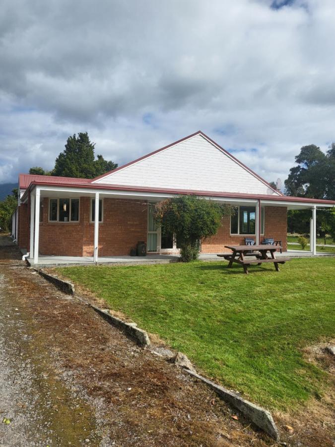 Misty Peaks Guesthouse Fox Glacier Exterior foto